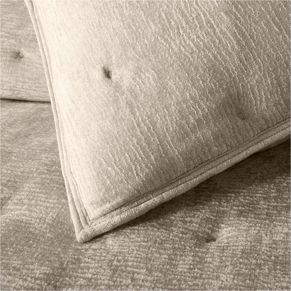 Striated Chenille Tack Stitch Bedspread & Pillowcases